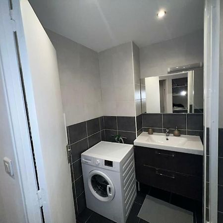 Grand Appartement Climatise Et Fonctionnel Marseille Luaran gambar